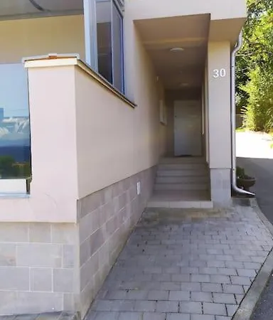 Urban With Its Own Parking Space Apartment *