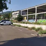 Urban With Its Own Parking Space Lejlighed *