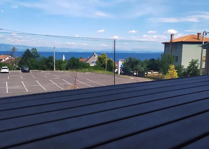 Appartement Urban With Its Own Parking Space Lovran